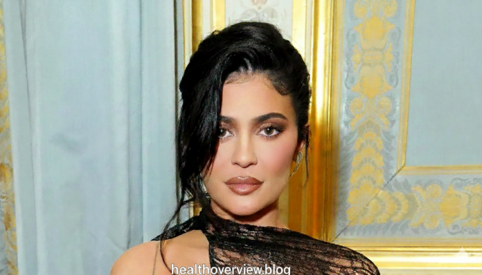 how tall is kylie jenner